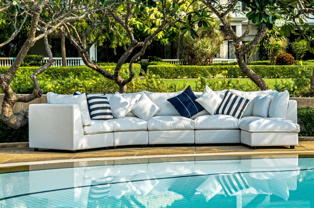 Covers and patio furniture in Toronto